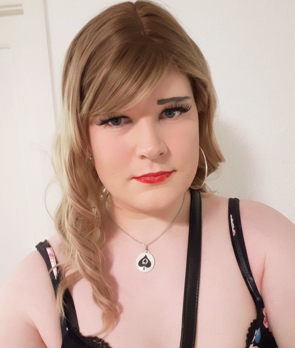 🎀 𝕊𝕚𝕤𝕤𝕪♠️𝕊𝕒𝕣𝕒𝕙 🎀 tweet media