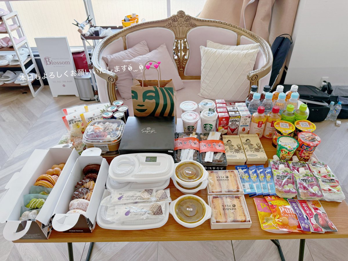 sakibon69's tweet photo. たくさんのアドバイスを元に今日のケータリングはこんな感じにしてみました！どうでしょうか？ https://t.co/YQgxUVW9in