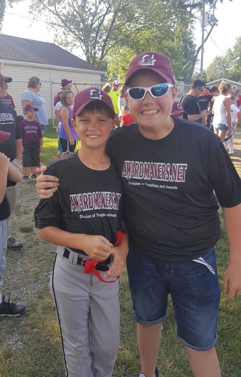 carterlamotte90's tweet photo. Can’t believe my Best Friend that I grew up with since I was little will be graduating high school in couple of weeks!!! Thank you @Jacksonice6  for always being my friend! And I am super proud of you!!! https://t.co/NjwpPmzfxb