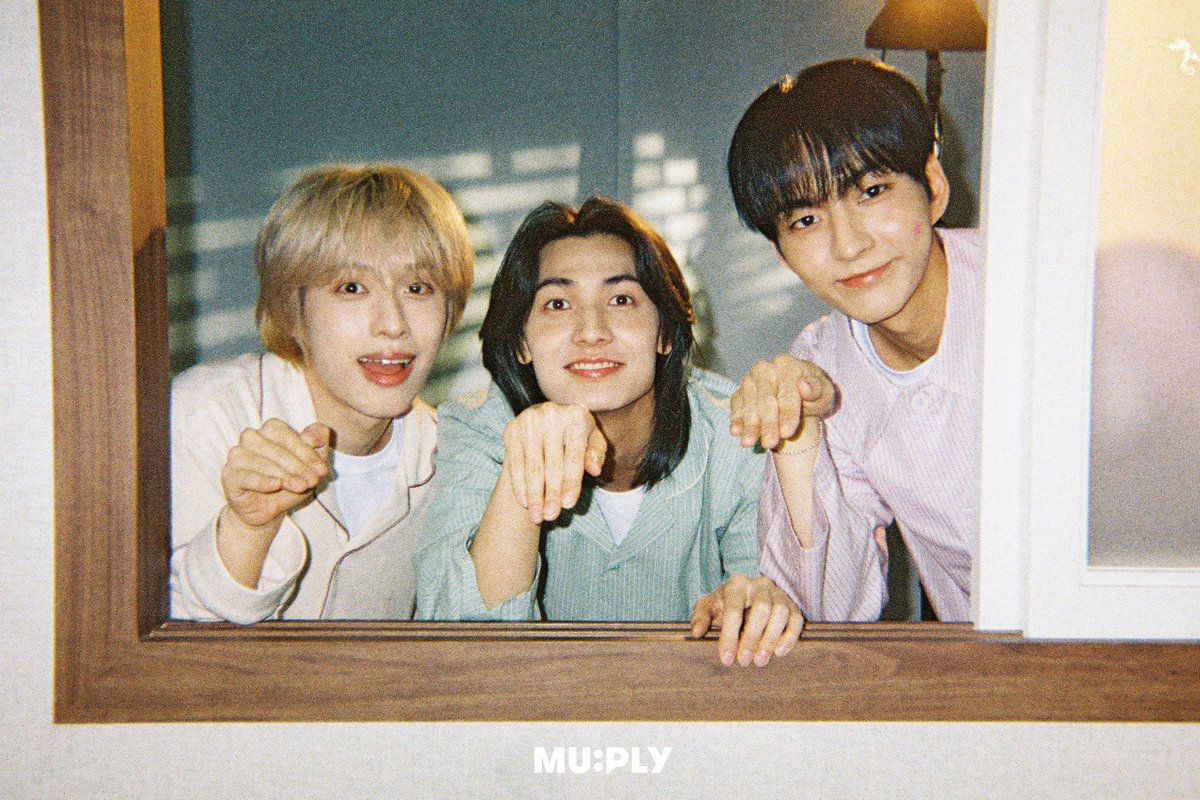 팦 tweet media