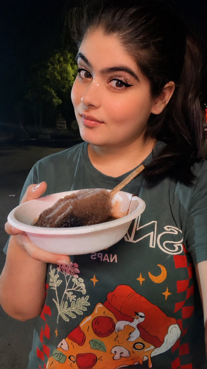 kiyomislive's tweet photo. Nothing beats late night ice gola 😌 #IceGola #NightVibes #SummerVibes https://t.co/3KvUOAjjcI