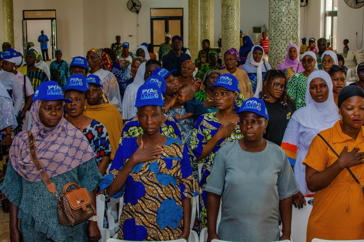 Kdman25's tweet photo. OSUN STATE PYA SUMMIT SUMMIT WAS A HUGE SUCCESS
THE RENEWED HOPE GOSPEL IS HERE. @DavidsOffor @AsiwajuOladimej @officialABAT @OfficialAPCNg @KashimSM @woye1 https://t.co/ElzO5VcJss