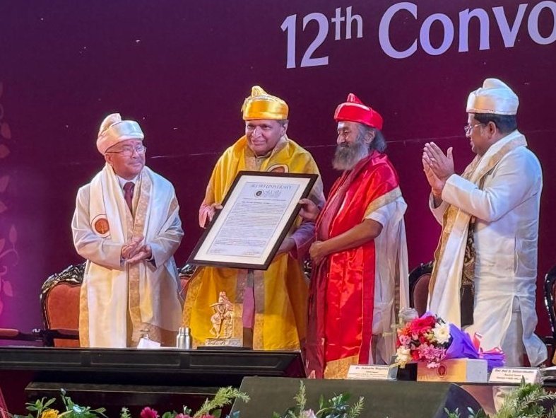 sureshpprabhu's tweet photo. Warm birthday wishes to Gurudev Sri Sri Ravi Shankar ji @Gurudev , whose vision of peace, spirituality, and human values continues to inspire millions across the world.

Through compassion, wisdom, and service to humanity, he has touched countless lives and strengthened the message of harmony and inner transformation.

Praying for his good health, happiness, and continued guidance in the years ahead.

@OfficeOfGurudev

#SriSriRaviShankar #HappyBirthday #ArtOfLiving #SpiritualLeadership #Peace #HumanValues