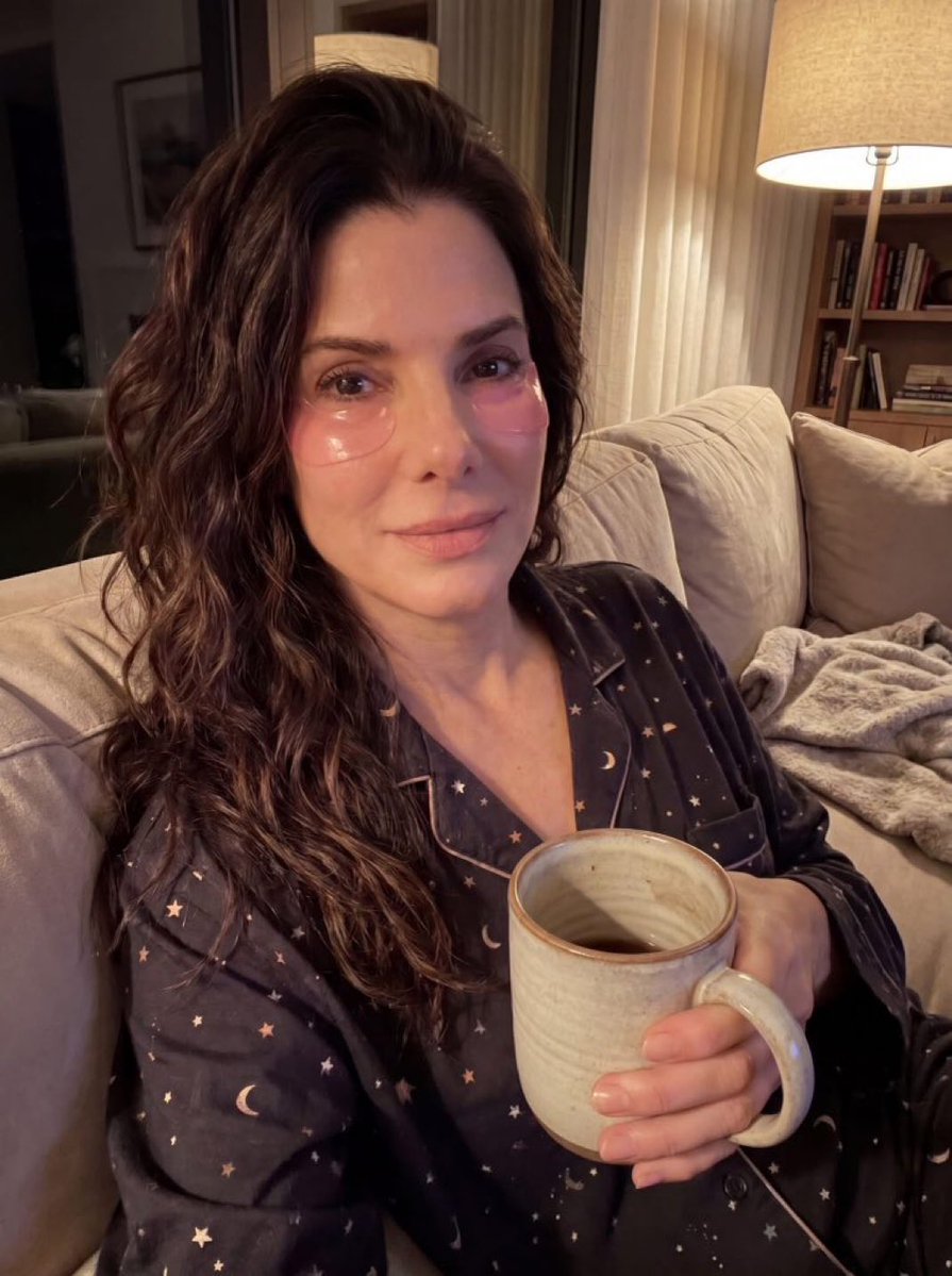 Sandra Bullock Fans Page tweet media
