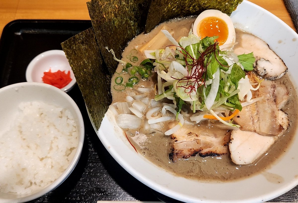 name_kota's tweet photo. 煮干ですー
ラーメンですー
眠い
あとは引きこもる https://t.co/K4ev2LM22t