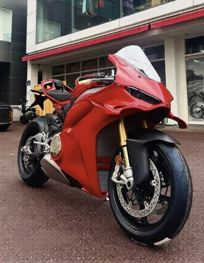 JKWAIST97's tweet photo. THE BIKE.                                     THE BIKER. https://t.co/SZWc3xvcix