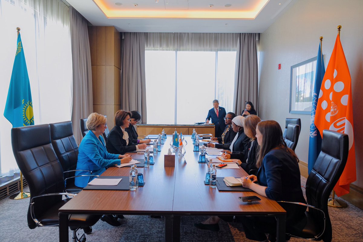 UNFPAKAZ's tweet photo. During her visit to Kazakhstan, UN USG-UNFPA ED @dienekeita met with Minister of Health Dr. Akmaral Alnazarova, reaffirming that Kazakhstan and Central Asia are of critical importance to UNFPA. https://t.co/OgIGnz1NFA
