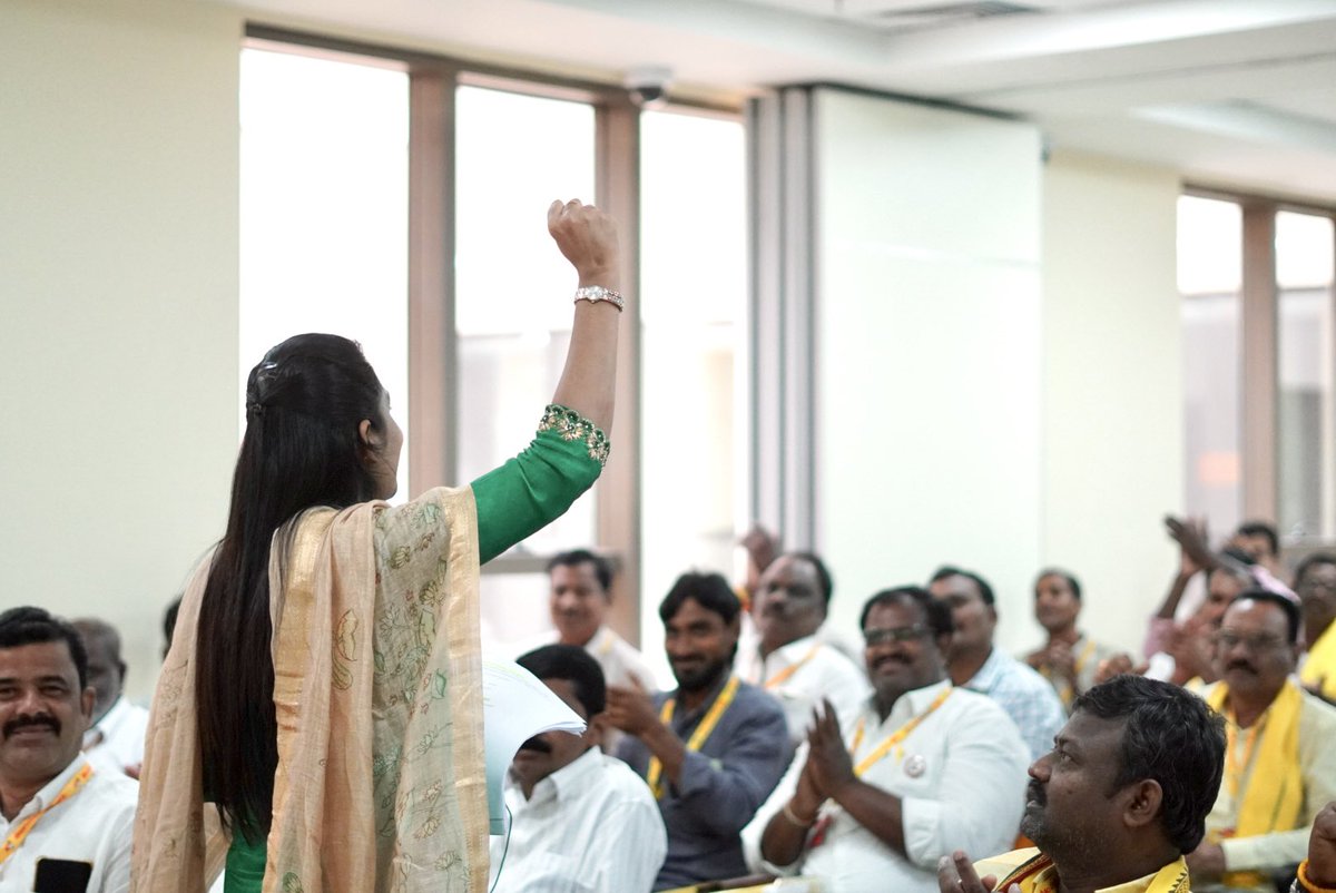 PodapatiTejaswi's tweet photo. Attended a powerful training session today on our government’s milestones at TDP National party office , Mangalagiri . Meeting the veteran leaders who built this party from the ground up is always a humbling experience. https://t.co/wzLomZM2Mr