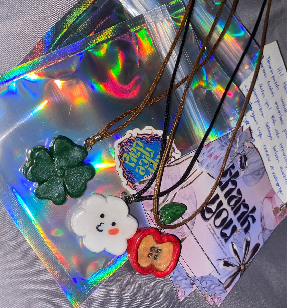 uzimaestroera's tweet photo. YEYYY KALUNGNYA UDH NYAMPEE 😋 LUCU BANGETT INII, THANK YOUU SO MUCH KAK 🥹💛 @secplacee https://t.co/UENkGIy0LN