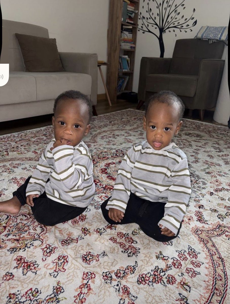 スマイル 様 twins My Twins are plus one today join me by saying some prayers to them