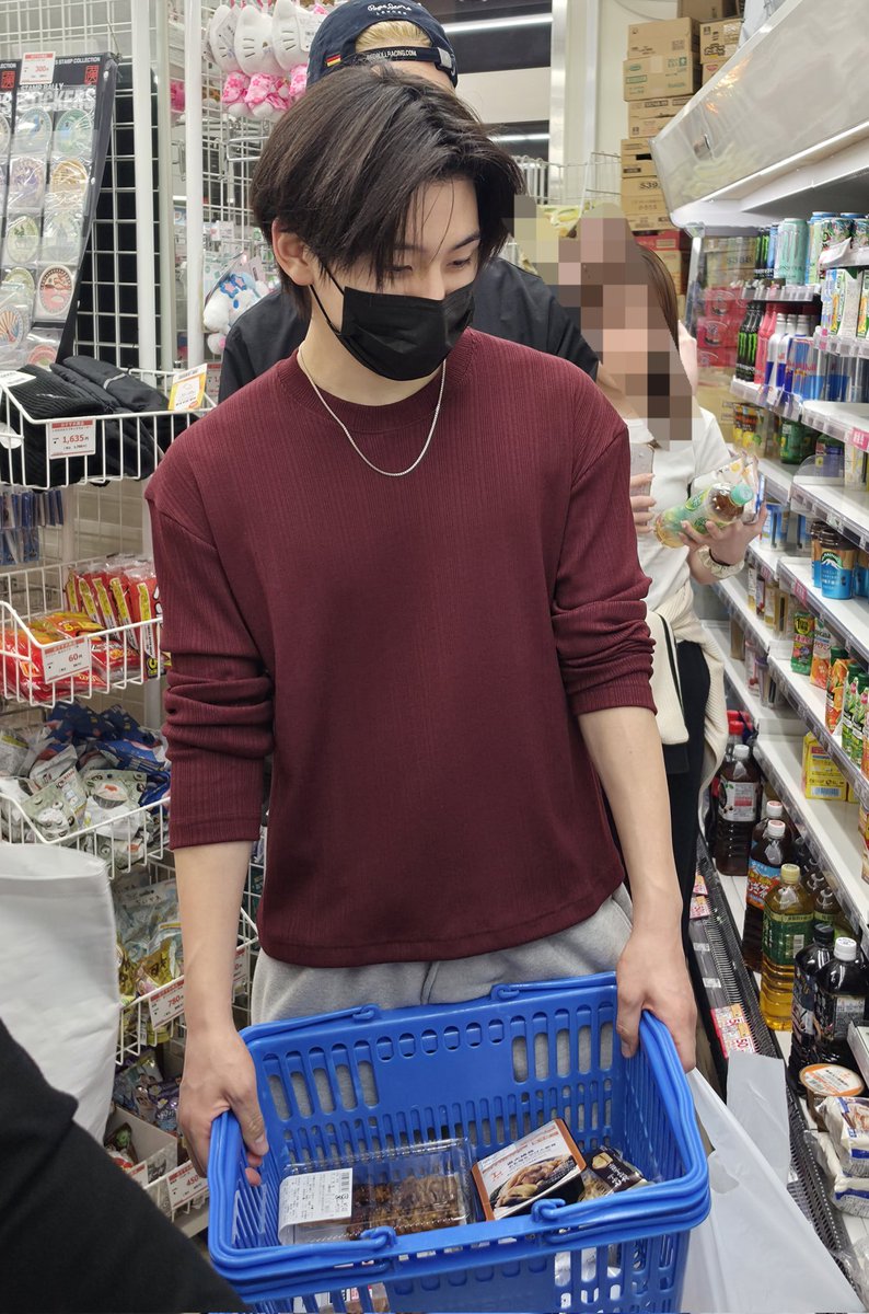 표낑 tweet media