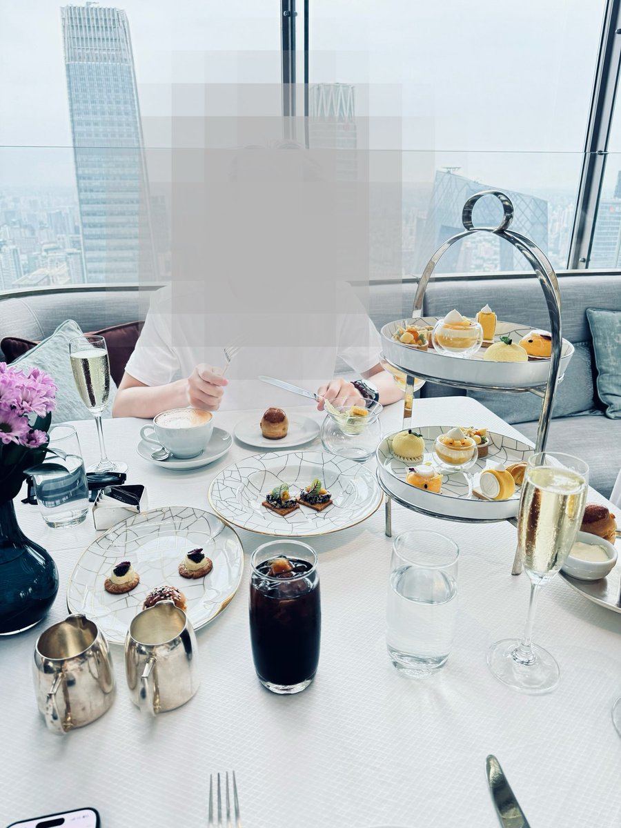 重庆硕士找女搭子 卡颜卡穿搭 出门不丢脸 https://t.co/AeY62PwZPa