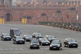 akhileshsharma1's tweet photo. पेट्रोल-डीजल की बचत

प्रधानमंत्री के काफिले से आधी गाड़ियां हटाई गईं

गृह मंत्री अमित शाह के काफिले में गाड़ियों की संख्या आधी हुईं

केंद्रीय मंत्री सी आर पाटिल ने एस्कॉर्ट और पायलट गाड़ियों के लिए मना किया

यूपी के सीएम ने अपना काफिला आधा किया, मंत्रियों से भी ऐसा ही करने को कहा

एमपी, राजस्थान और दिल्ली के सीएम के काफिले का आकार घटा

महाराष्ट्र में हवाई यात्रा से पहले मंत्रियों को सीएम की अनुमति आवश्यक

गुजरात के राज्यपाल राज्य में ट्रेन और बस से यात्रा करेंगे

गुजरात के उपमुख्यमंत्री हर्ष संघवी ने अमेरिका की यात्रा रद्द की

बिहार के उपमुख्यमंत्री विजय कुमार चौधरी ने अपना काफिला आधा किया