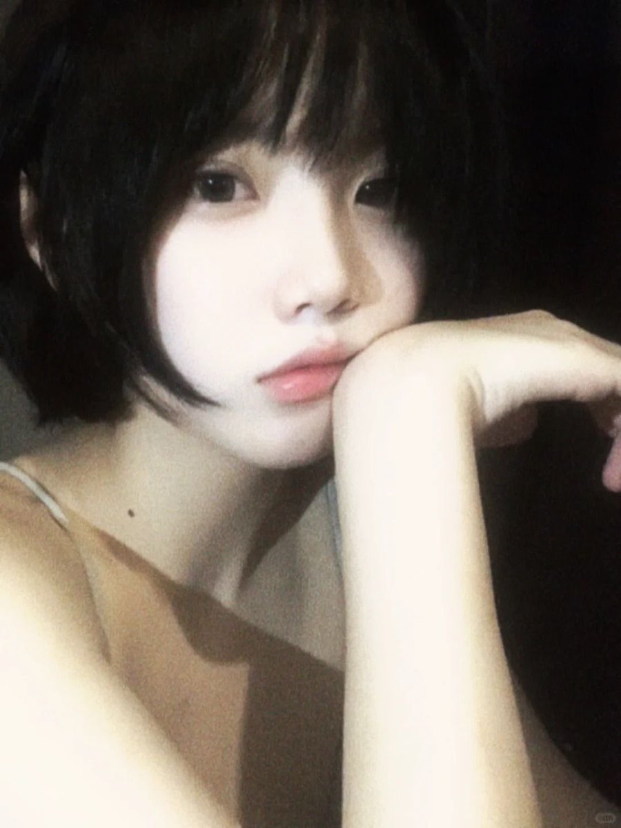 kimokimokimo00's tweet photo. ボブヘアが似合う女の子の顔面の強さ恐ろしい… https://t.co/V2xR47gKhZ