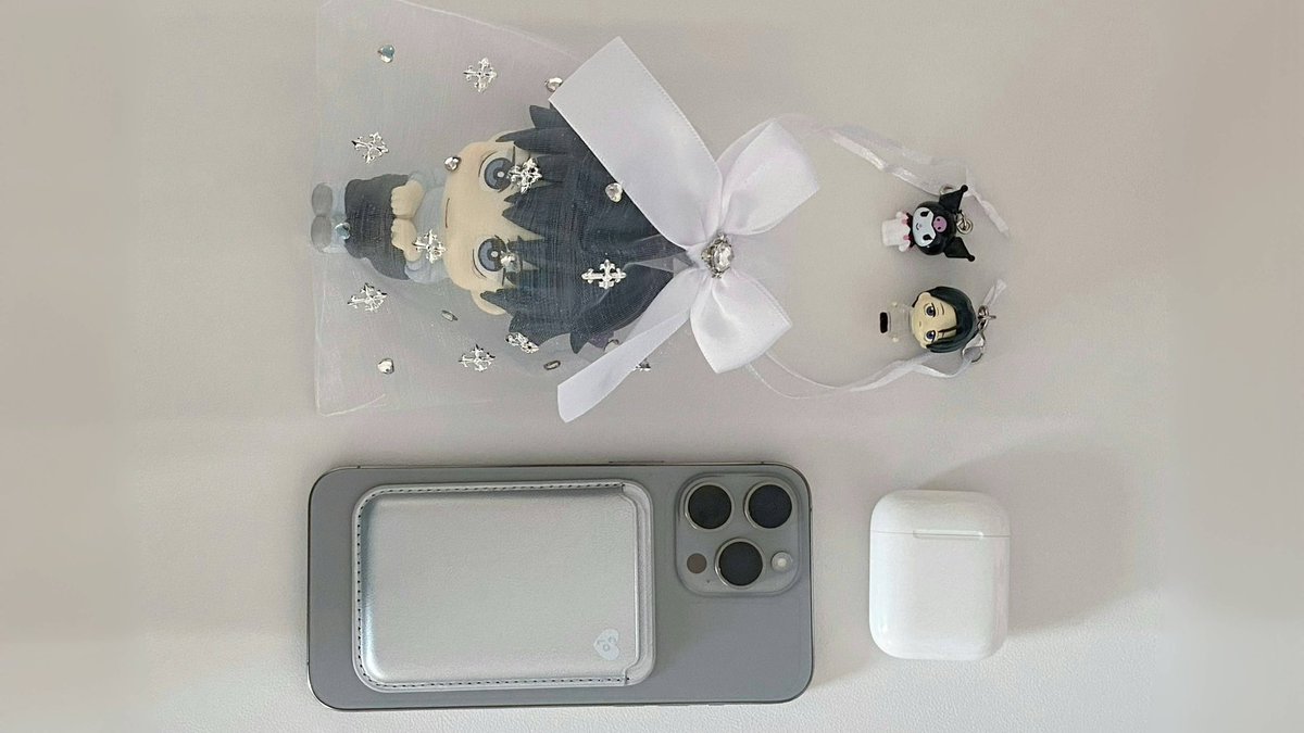 mybaezenzen's tweet photo. 🖤🗝️🪽 https://t.co/QaQdkia9li