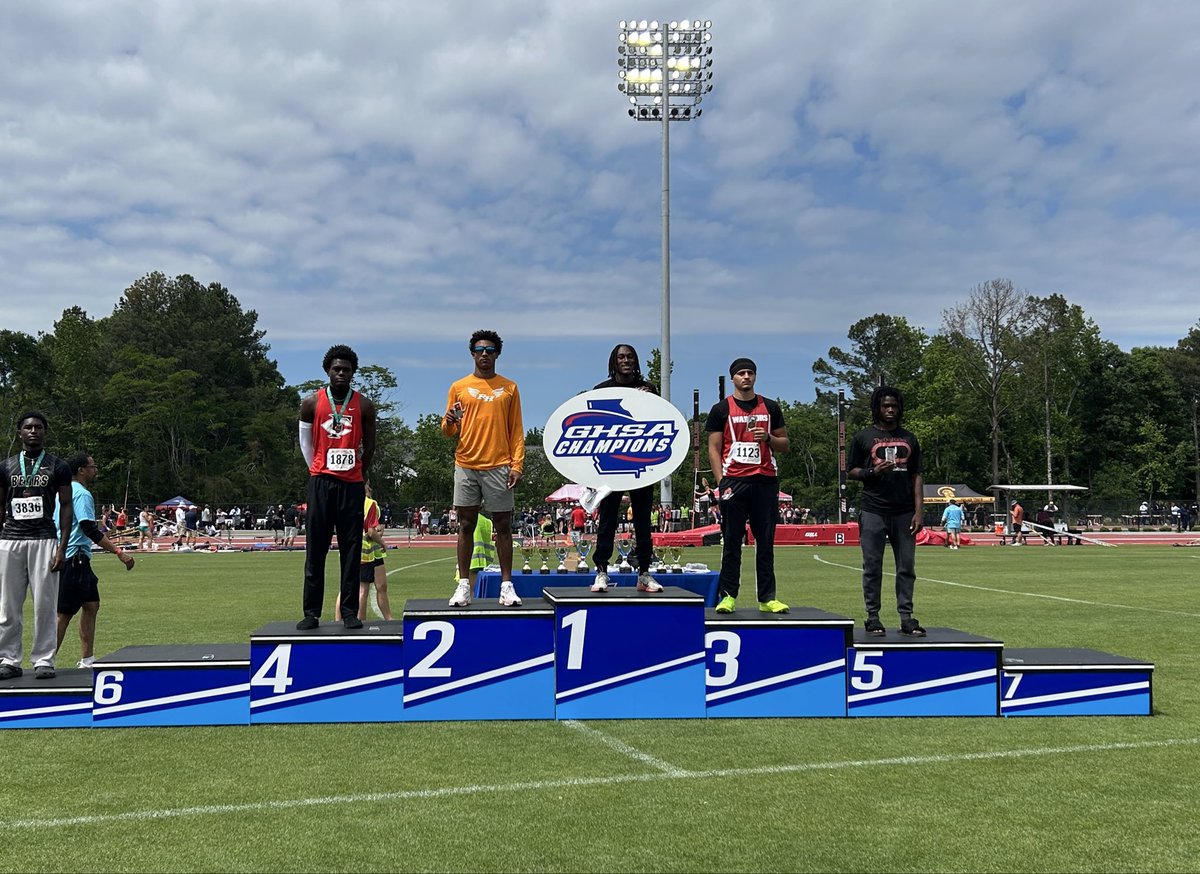 RHHSXCTF's tweet photo. Georgia has some of the very best jumpers and Kendrick is one of them. Congrats on the 2nd place finish is a very strong field.@athletics_rhhs #jumpingwildcats #BTH https://t.co/IuyzWMhZWI