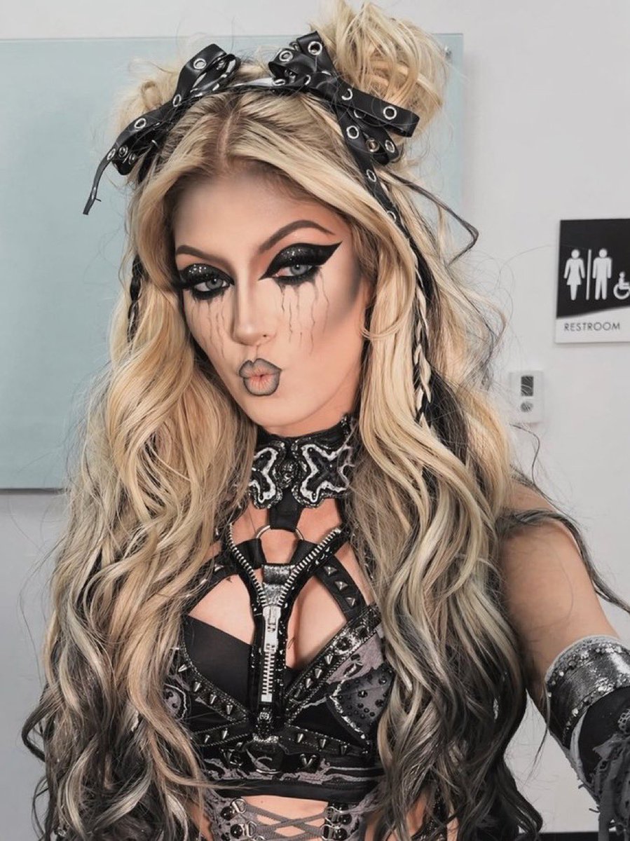 liv Morgan (parody) tweet media