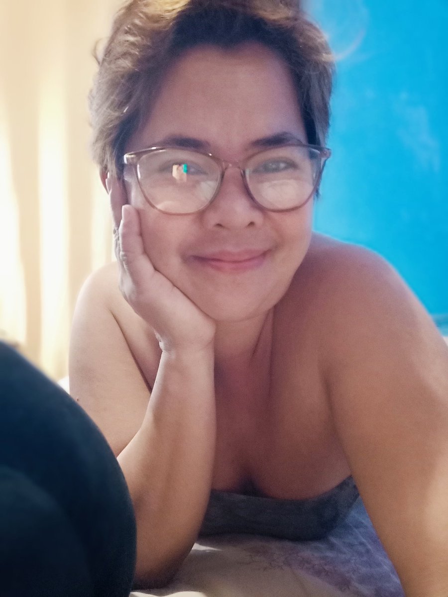 summer915930's tweet photo. @Avabelly__ This woman😅☺️ https://t.co/xKQhN3UhFJ