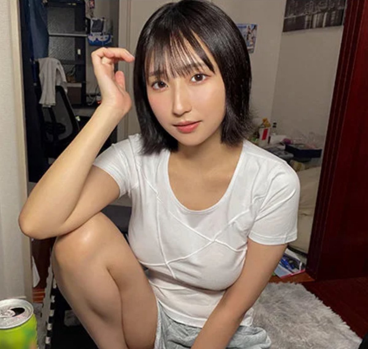 AmyJones1041008's tweet photo. この巨乳JD神すぎだろ！
詳細⇨ https://t.co/CsaHeeZAL7 https://t.co/lEX3tsOOL1