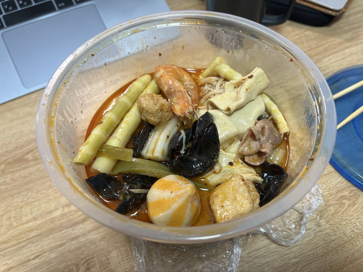 ttstany's tweet photo. 初の麻辣湯をオーダー
激辛が好きかな
次はお店で食べたいな^ ^

#楊國福 #麻辣湯 https://t.co/DKl0rQlzKB