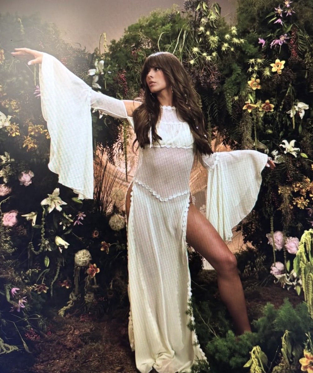 𝕃𝕒𝕟𝕘𝕝𝕝𝕒 🌼 tweet media