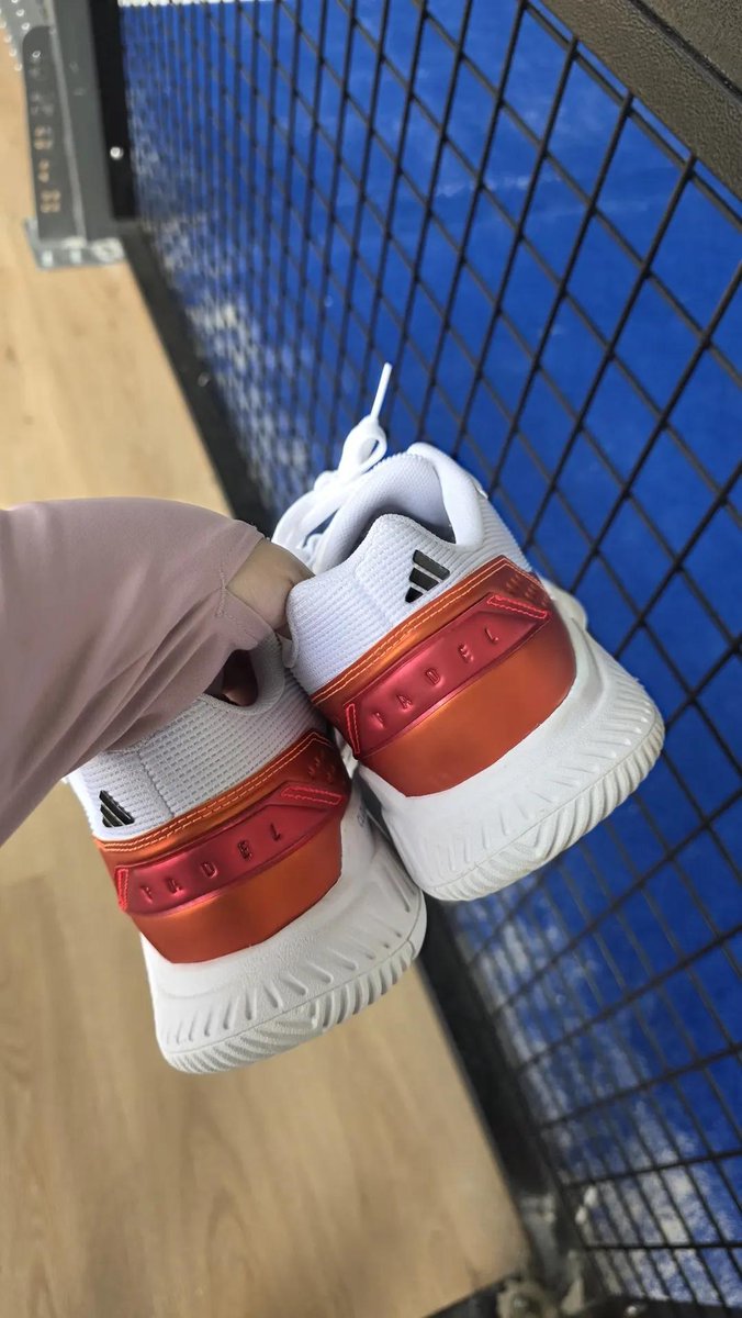 fraandaaaa's tweet photo. ADIDAS COURTQUICK PADEL

Ini enak dan nyaman banget

https://t.co/gOg1YlX4Bq https://t.co/jkAuwyo1a1