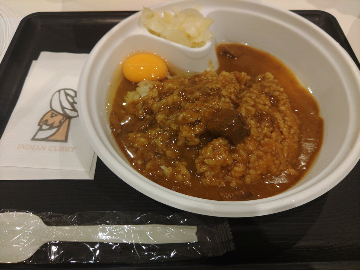 クージー・クワトロ tweet media