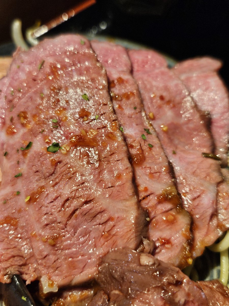 hossy5252's tweet photo. #ミートル
#meatle
#名物盛り合わせ定食
#ローストビーフ
#ローストユッケ
#ローストポーク
#町田ランチ https://t.co/l2CioMs6Oj