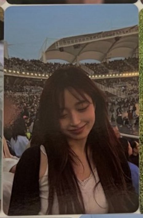 ชอบใบนี้อ่ะ ลุคแฟนคลับคนสวย ไปดูคอนสุดๆ