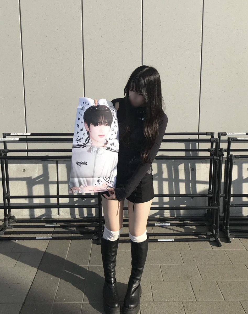 luna tweet media
