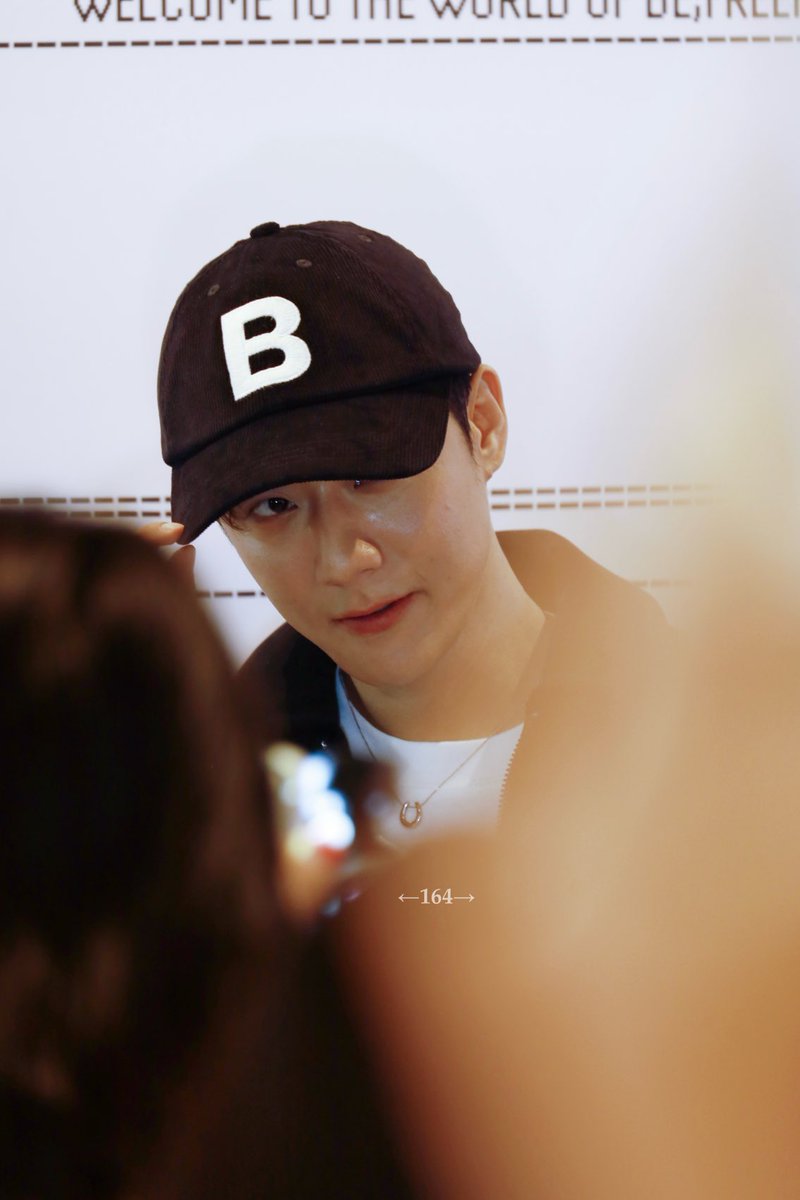 omgnat_s's tweet photo. แอค164 ขอโทษพี่จองค่ะ ที่ไม่สามารถถ่ายรูปให้พี่จองหล่อเท่าตัวจริงได้ งานหน้าขอแก้ตัวค่ะ
#พี่จอง https://t.co/MZ7FKgAlbj