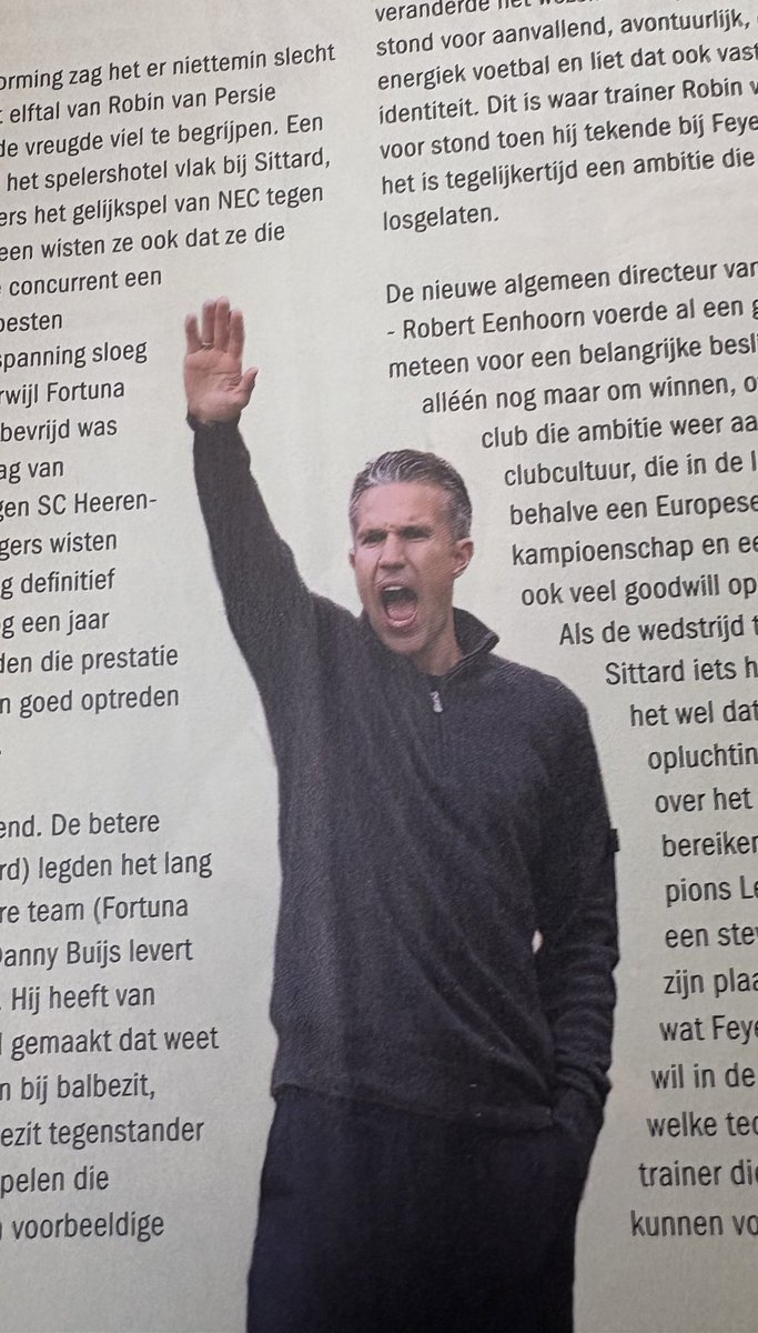 robinvanwijlick's tweet photo. De fotoredactie van VI is creatief geweest 😭🫣 https://t.co/3rkLfA4DgL