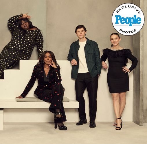 foryou_evan's tweet photo. People Magazine 🖤 #DisneyUpfront26 https://t.co/UAHvr7ZZOB