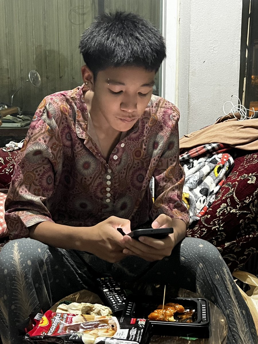 หยากเล่นบาสทุกวันเลย tweet media