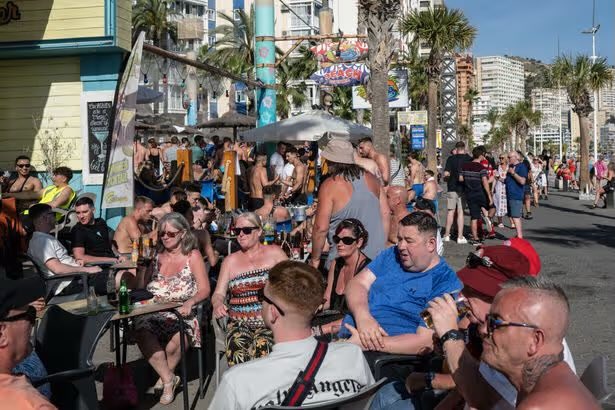 felixholmes's tweet photo. @Theduke0141 @abdnreds It’s ok I don’t think he’s in Benidorm https://t.co/RVMY3Ff66p