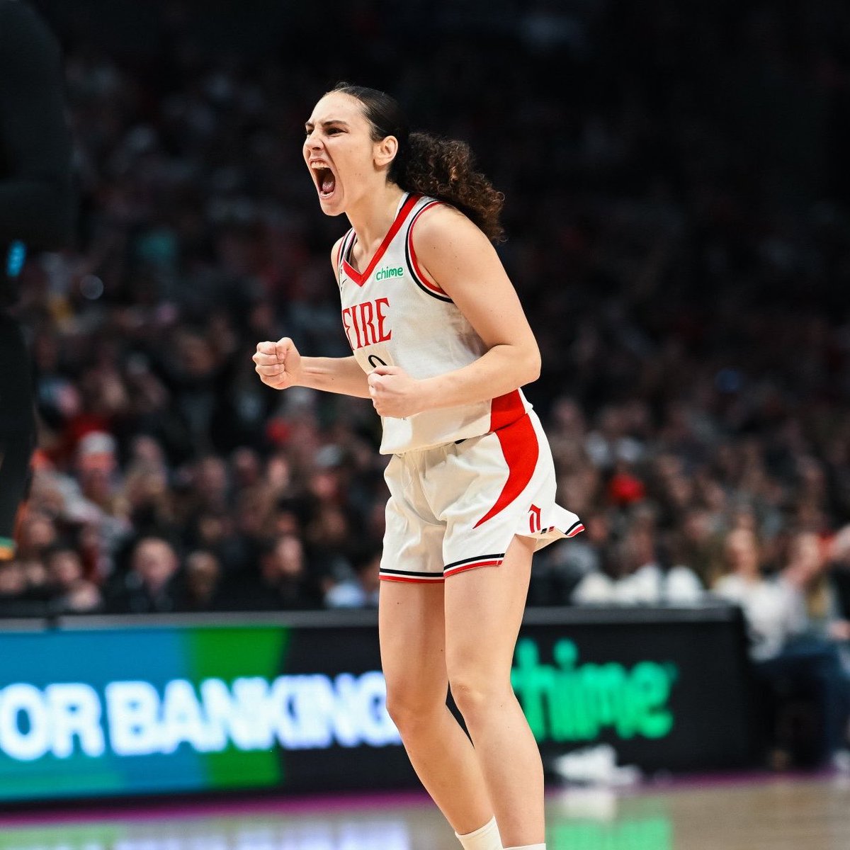 wnba_time's tweet photo. Carla Leite en fire 🔥 
Belle performance encore cette nuit pour la française face à NY : 

▫️21 points 
▫️4 rebonds 
▫️6 passes
▫️1 interception 
▫️8/14 FG https://t.co/UNcHpzzyA3