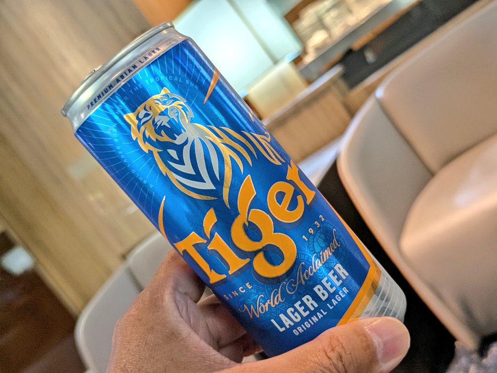 シンガポール・チャンギ国際空港T2のKrisFlyer Gold Loungeから