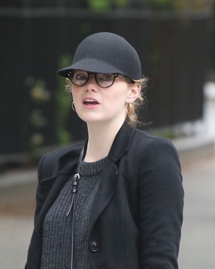 emma stone throwbacks| fan account tweet media