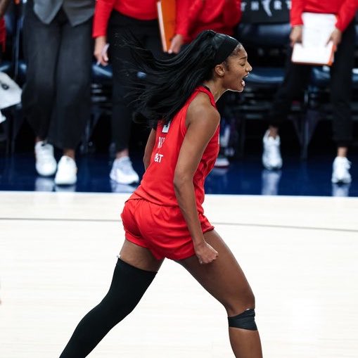 wnba_time's tweet photo. Angel Reese en double double dans la victoire d’Atlanta face à Dallas 💥

▫️12 points 
▫️16 rebonds 
▫️2 passes 
▫️1 interception
▫️1 contre https://t.co/hEuKXeKwfb
