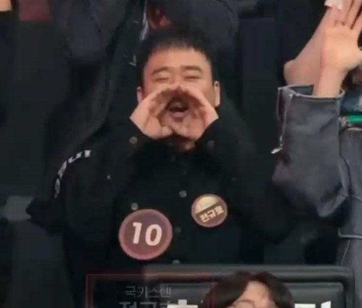 looqo23's tweet photo. 견우야 미안해 나도어쩔수없는 감자인가봐 https://t.co/JaT138u5Po