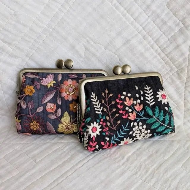 刺繍リボン 親子がま口ポーチ #minne にて出品中です♪ #ハンドメイド