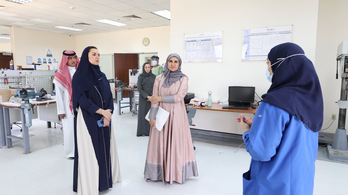 PSRC_KSA's tweet photo. تشرف مجمع الأمير سلطان للتأهيل/إيفاء 
بزيارة سمو الأميرة نوف بنت عبدالرحمن فرحان آل سعود رئيس مجلس إدارة جمعية لأجلهم لخدمة الأشخاص ذوي الإعاقة @Liajlehum ، وذلك للاطلاع على مرافق المجمع وبرامجه التأهيلية والتخصصية، والتعرّف على الجهود المقدمة في مجالات التأهيل والتمكين والخدمات النوعية.

وشهدت الزيارة الكريمة جولةً في مراكز الأعمال المتخصصة، في إطار تعزيز التكامل وتبادل الخبرات في خدمة الأشخاص ذوي الإعاقة.

#مجمع_الأمير_سلطان_للتأهيل
#إيفاء
 #لأجلهم #ذوي_الإعاقة