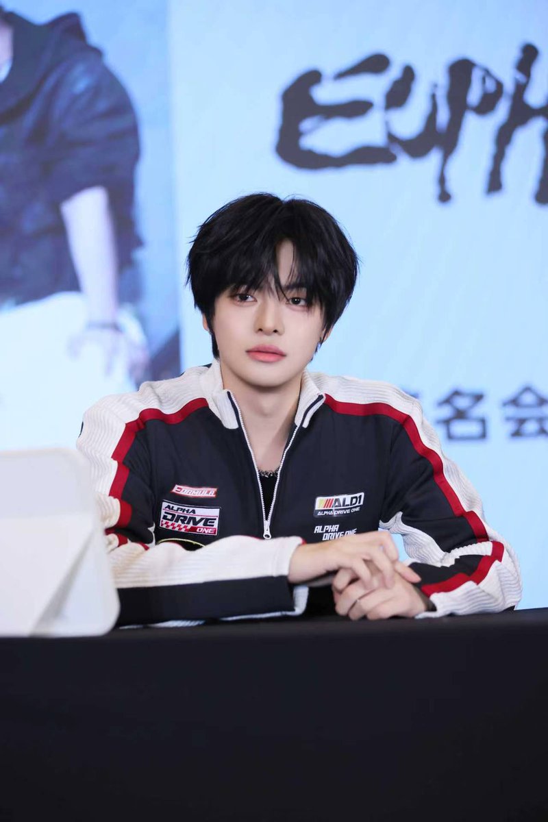 SEVENTEEN 北京 一直娱 yizhiyu 当選者限定 ジュン 一直娱 (@withfansyizhiyu) / Posts / X
