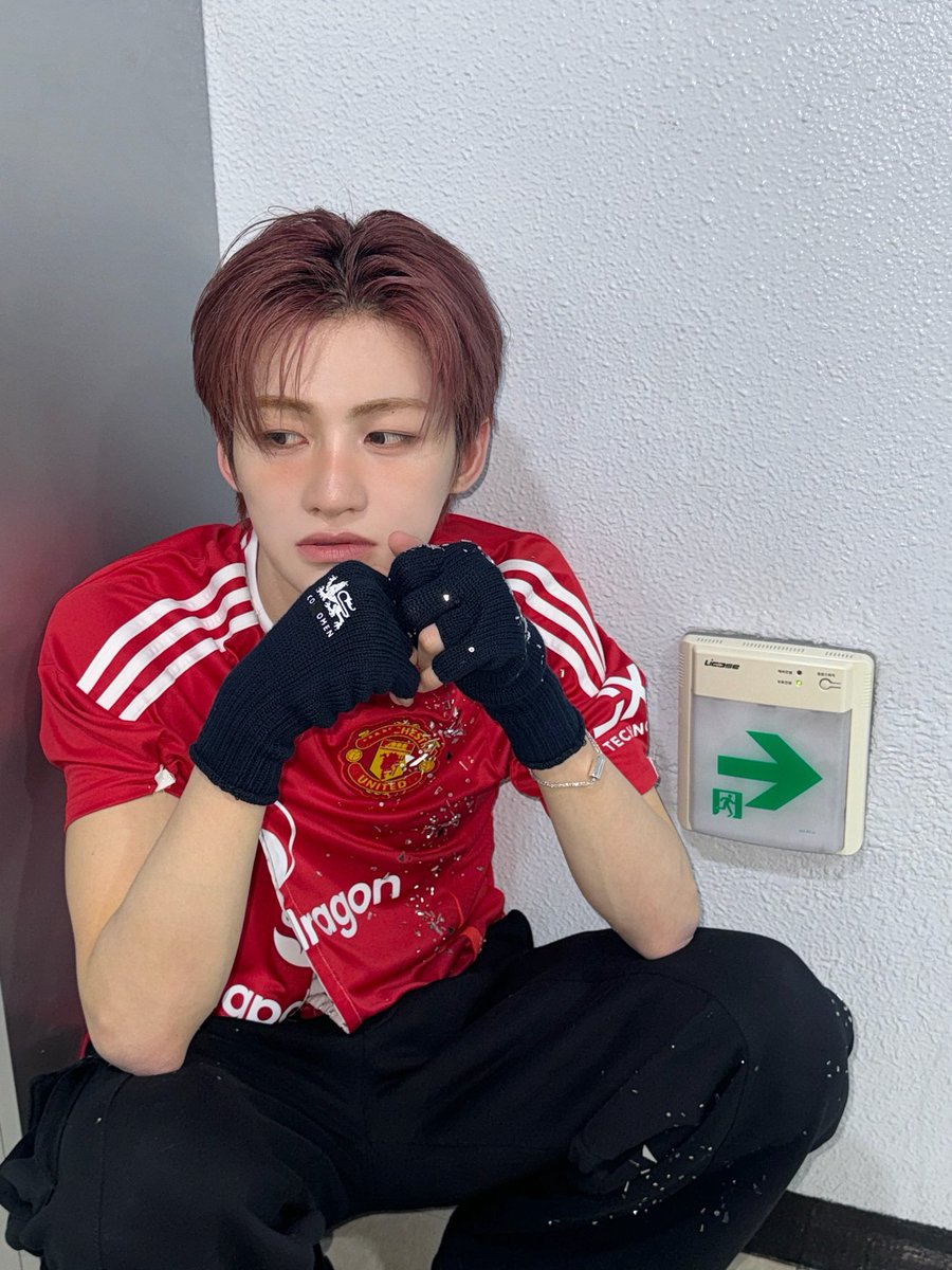 jihoon tweet media