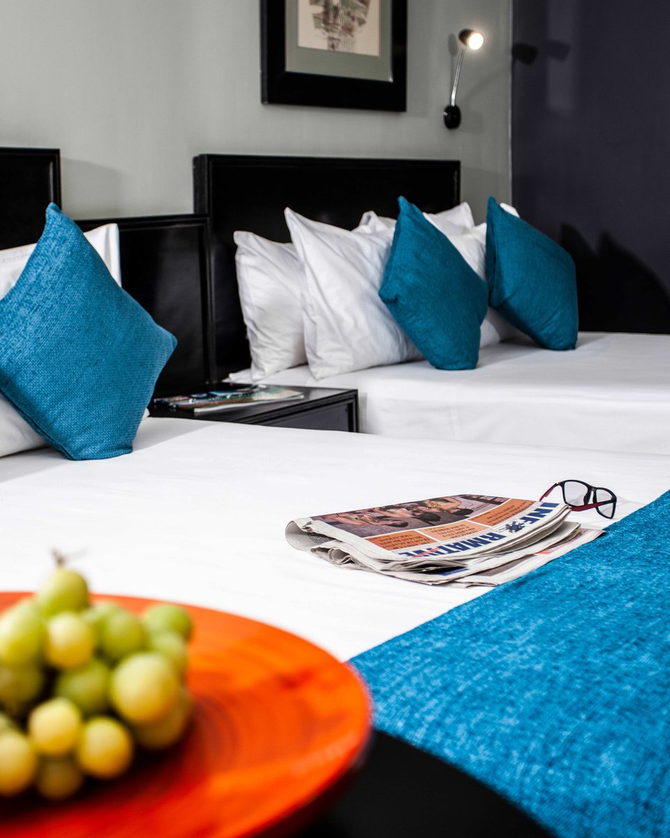 avanimaseru's tweet photo. As twilight sparkles over the lush forest, enjoy a dinner beneath a canopy of stars, then sink into the comfort of your bed for the perfect night.
🌙🍴🛏️
#avani #avanihotels #avanimaseru https://t.co/horYqvmALe