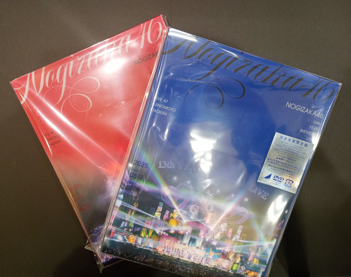 乃木坂46】 『13th YEAR BIRTHDAY LIVE LIVE』 本日発売しました