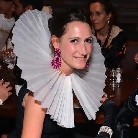 🔴🇫🇷 INSOLITE | Derrière la stratégie du compte X « French Response », lancé pour répondre aux « récits anti-français », on retrouve Marie-Doha Besancenot, conseillère en communication stratégique au Quai d’Orsay.

Ancienne responsable de la diplomatie publique à l’OTAN, elle est