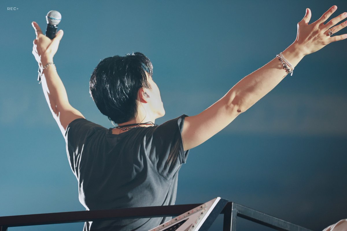 REC_happiness's tweet photo. 可愛いのに pretend that you're not ٩(៸៸ᵔꇴᵔ៸៸)و

260510 Tokyo Dome

#장우영 #우영 #ウヨン
#JangWooyoung #Wooyoung
#2PM #투피엠
#2PM_THE_RETURN
#THE_RETURN_TokyoDome https://t.co/qtovDk1w29