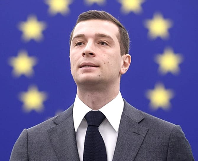 Florian Philippot tweet media
