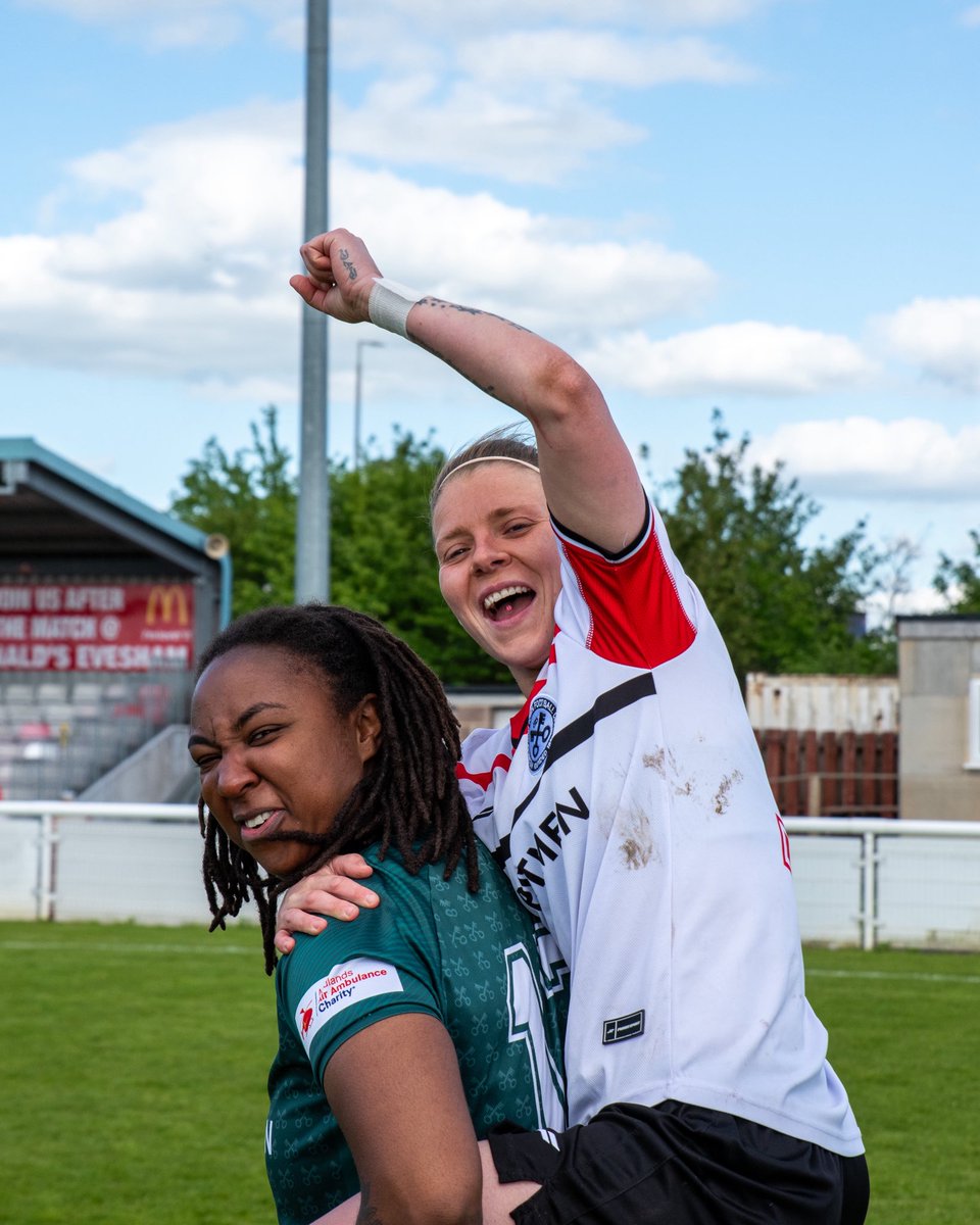 Hednesford Town Ladies tweet media